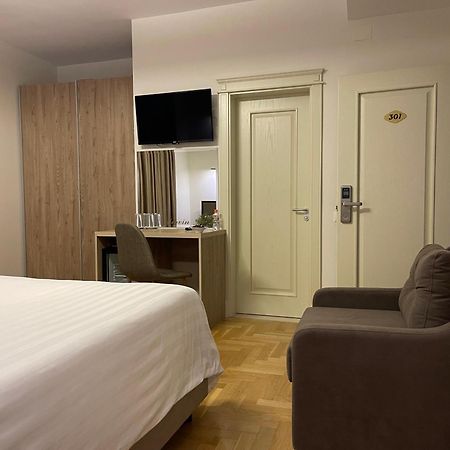 Mervin Hotel Krujë Eksteriør bilde