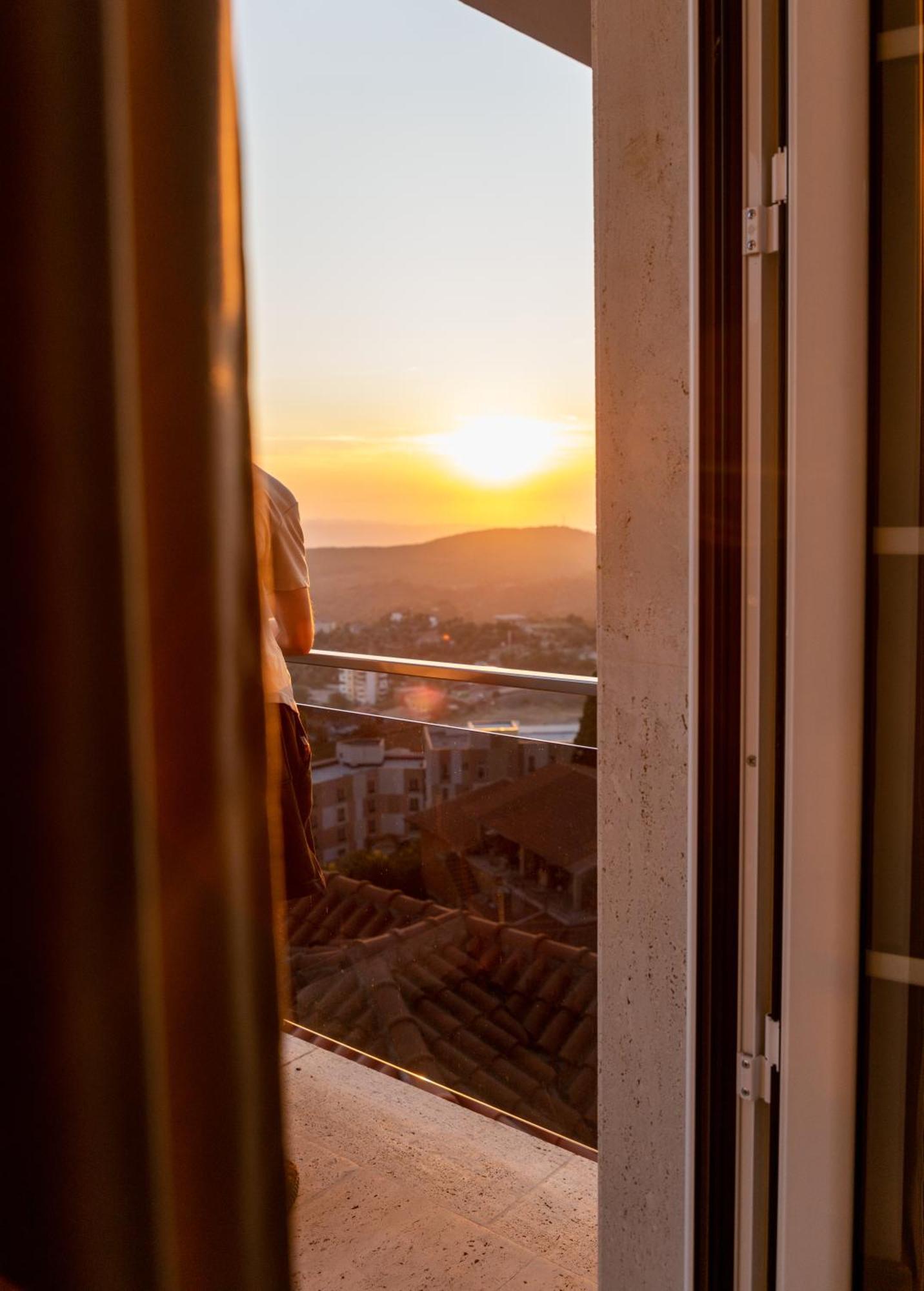 Mervin Hotel Krujë Eksteriør bilde